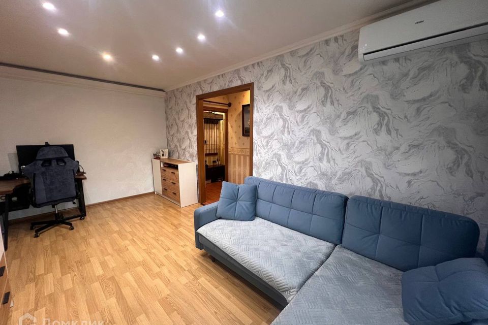 Продаётся 2-комнатная квартира, 42.4 м²