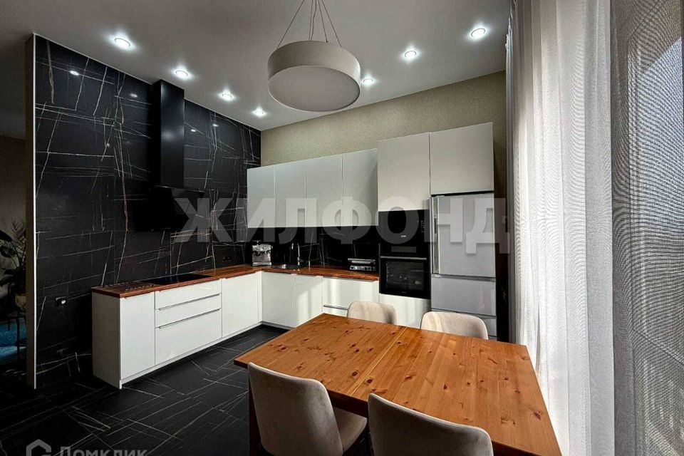 Продаётся 2-комнатная квартира, 56 м²