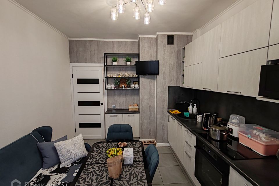 Продаётся 1-комнатная квартира, 38.2 м²
