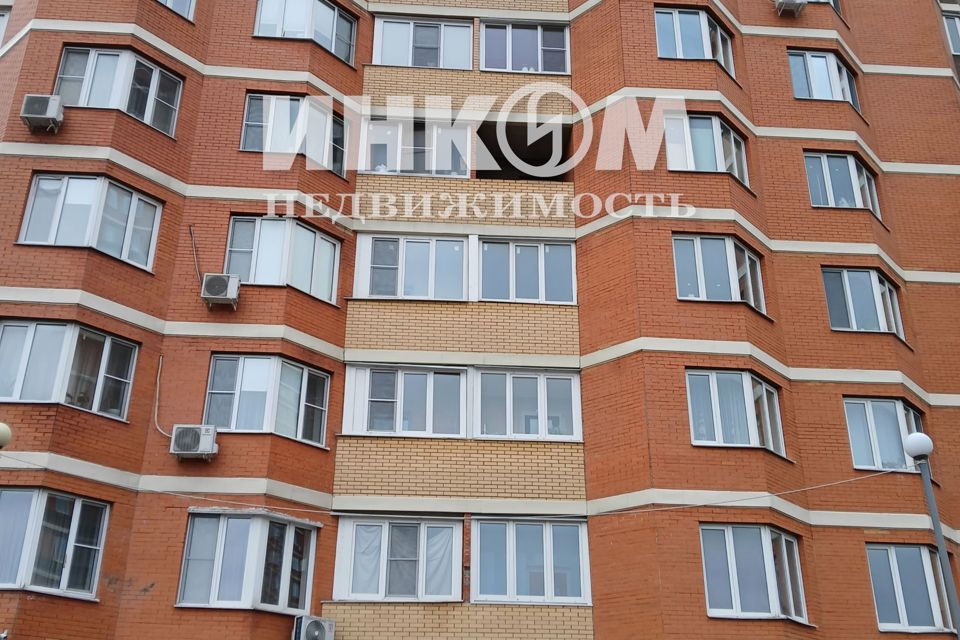 Продаётся 1-комнатная квартира, 41.2 м²