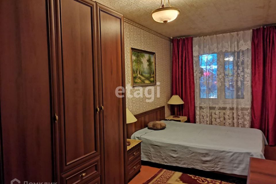 Продаётся 3-комнатная квартира, 58.3 м²