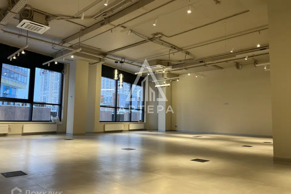 Сдаётся офис, 182.5 м²