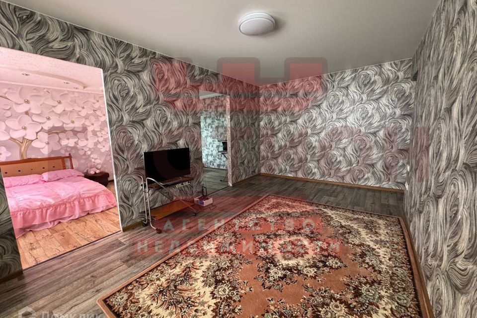 Продаётся 4-комнатная квартира, 61.1 м²