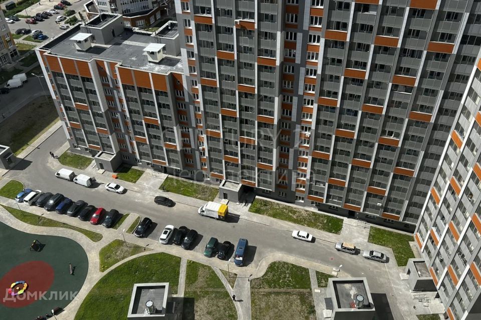 Продаётся 1-комнатная квартира, 41.3 м²