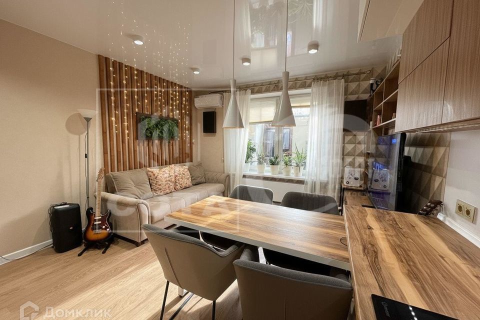 Продаётся 3-комнатная квартира, 70 м²