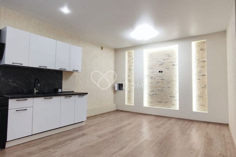 Продаётся 1-комнатная квартира, 44.3 м²