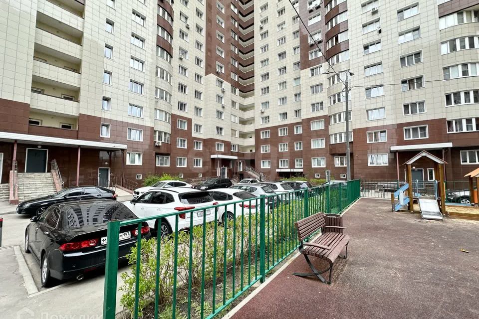 Продаётся 2-комнатная квартира, 60.95 м²