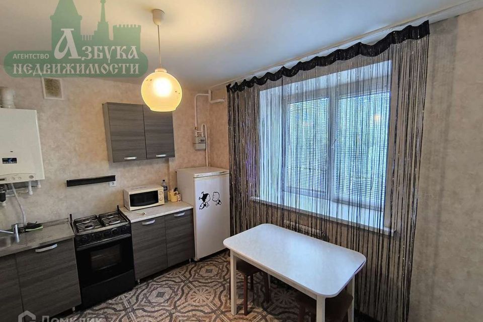 Сдаётся 1-комнатная квартира, 40 м²