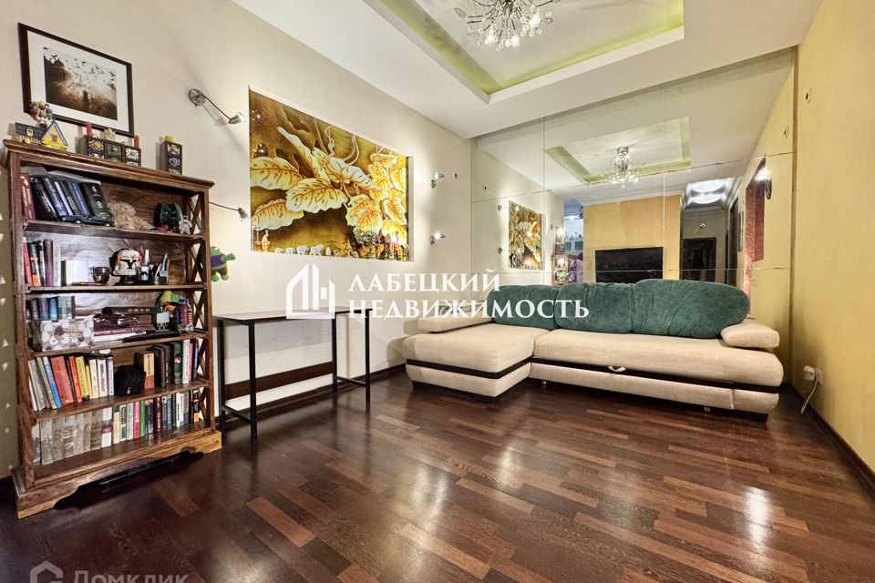 Продаётся 2-комнатная квартира, 87.2 м²