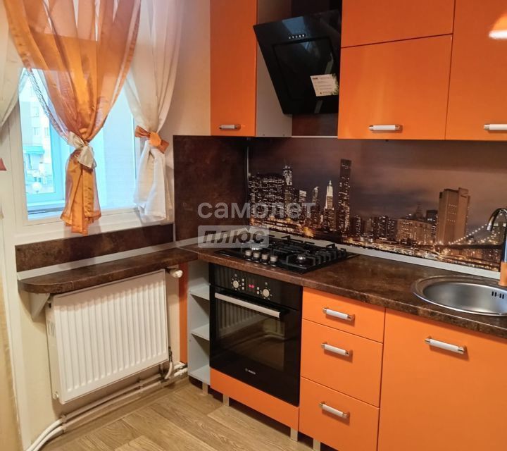 Продаётся 2-комнатная квартира, 57 м²