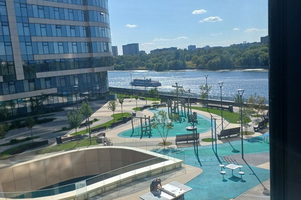Продаётся 2-комнатная квартира, 58.2 м²