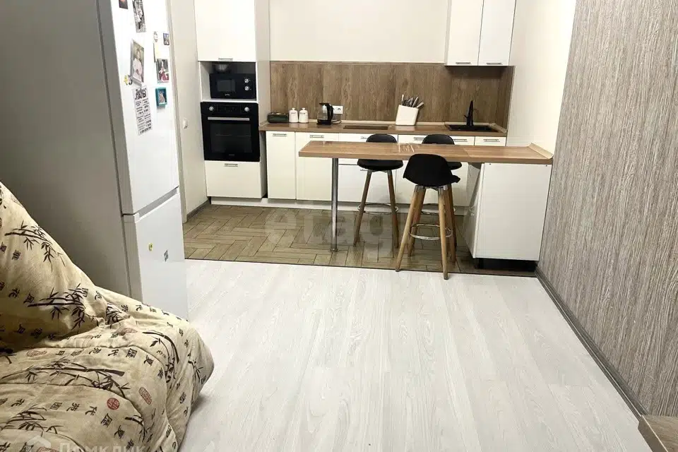 Продаётся 2-комнатная квартира, 57.3 м²