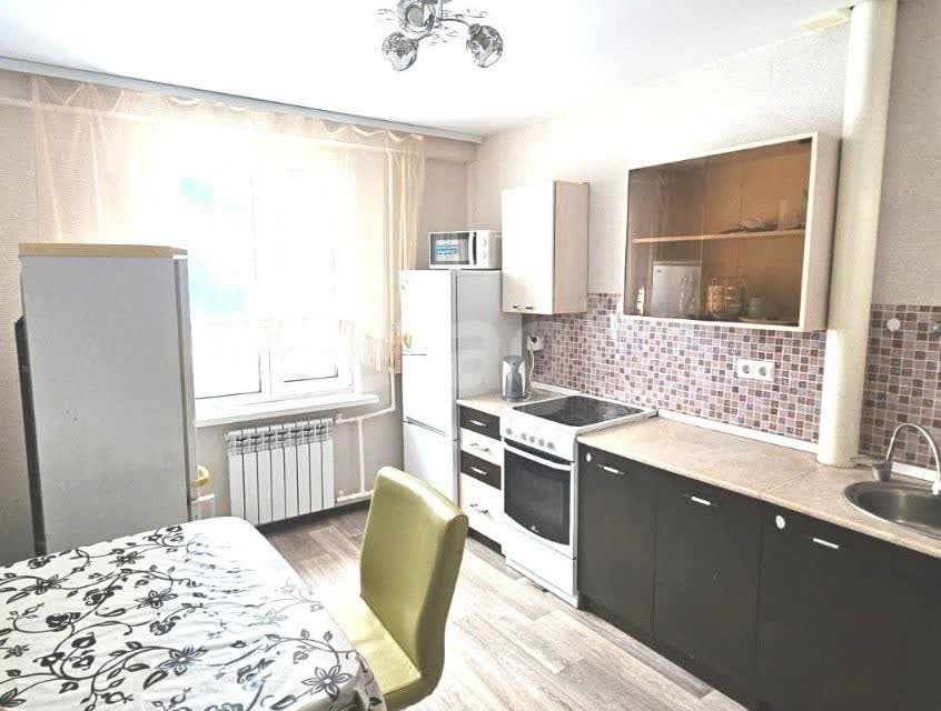 Продаётся 1-комнатная квартира, 43.2 м²