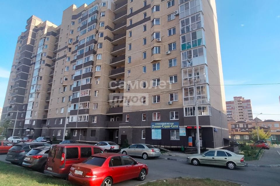 Продаётся 3-комнатная квартира, 74 м²