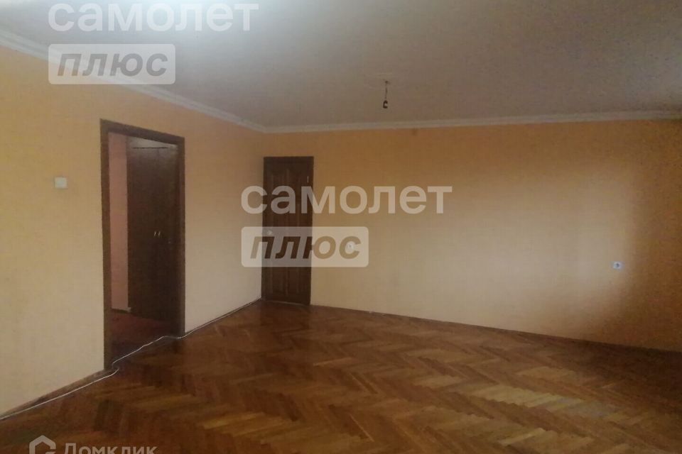 Продаётся 5-комнатная квартира, 148.4 м²