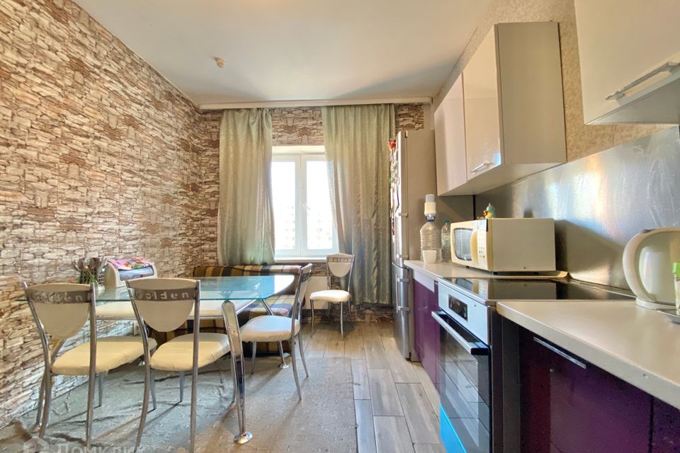 Продаётся 2-комнатная квартира, 67.2 м²