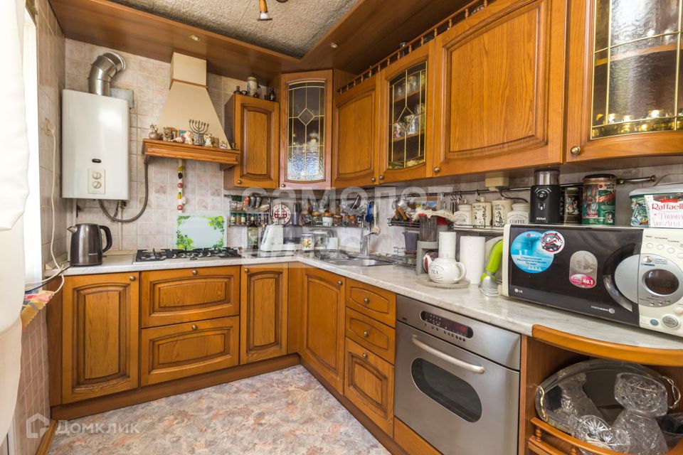 Продаётся 3-комнатная квартира, 62.9 м²