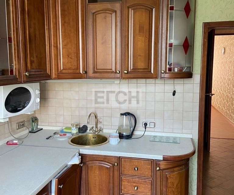 Сдаётся 3-комнатная квартира, 83 м²