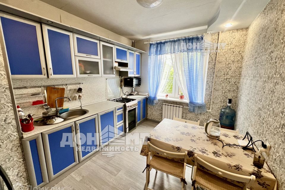 Продаётся 3-комнатная квартира, 64 м²