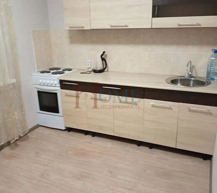 Сдаётся 1-комнатная квартира, 37 м²