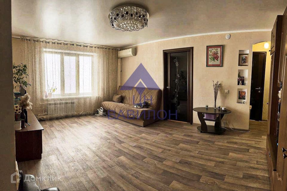 Продаётся 3-комнатная квартира, 60 м²