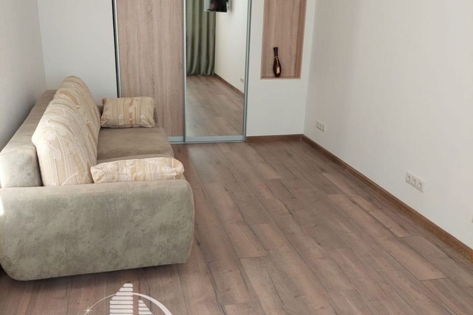 Сдаётся 1-комнатная квартира, 38 м²
