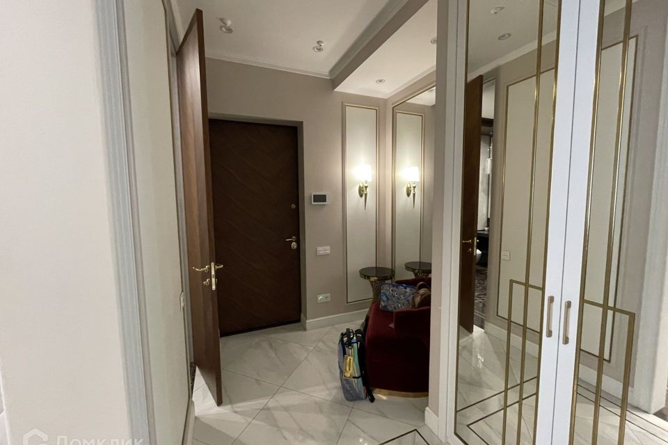 Продаётся 4-комнатная квартира, 95 м²