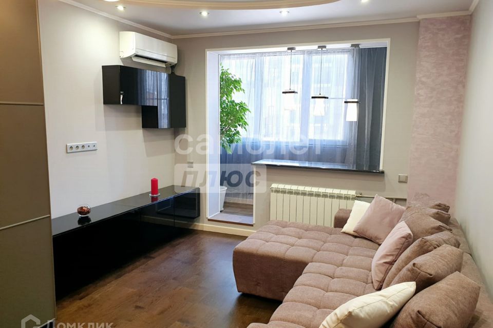 Продаётся 2-комнатная квартира, 61.6 м²