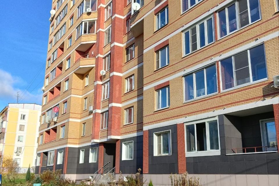 Продаётся 1-комнатная квартира, 42 м²