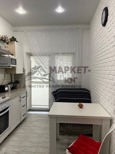 Продаётся 2-комнатная квартира, 43.7 м²