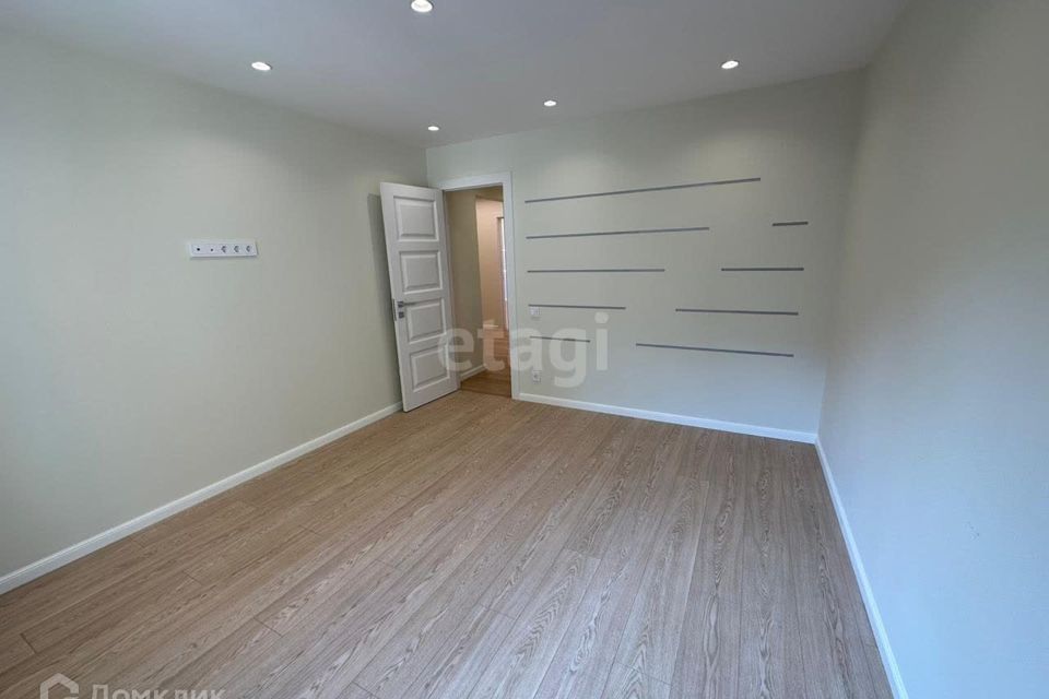 Продаётся 2-комнатная квартира, 67.5 м²