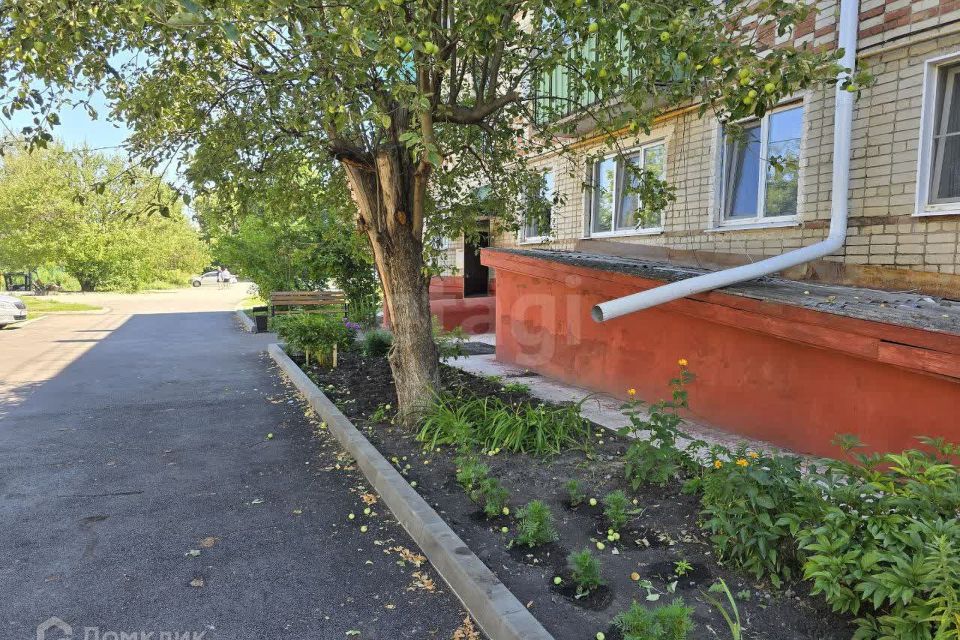 Продаётся 2-комнатная квартира, 41.8 м²