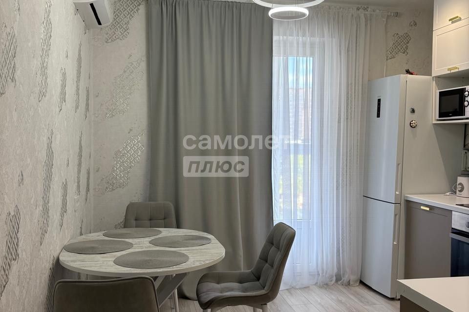 Продаётся 2-комнатная квартира, 62 м²