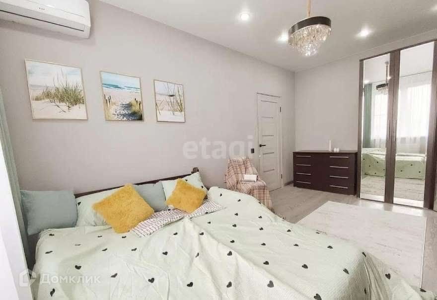 Сдаётся 1-комнатная квартира, 42 м²