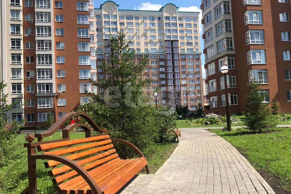 Продаётся 2-комнатная квартира, 61.7 м²
