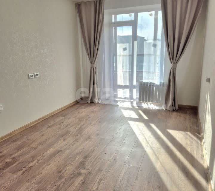 Продаётся 2-комнатная квартира, 76 м²