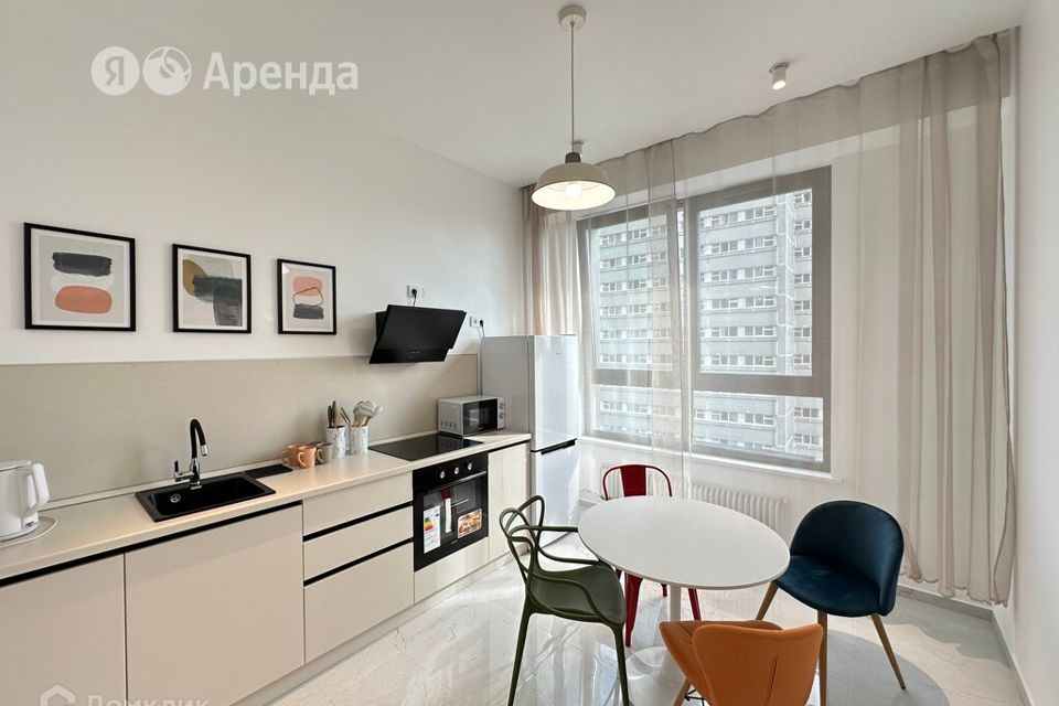 Сдаётся 2-комнатная квартира, 64 м²