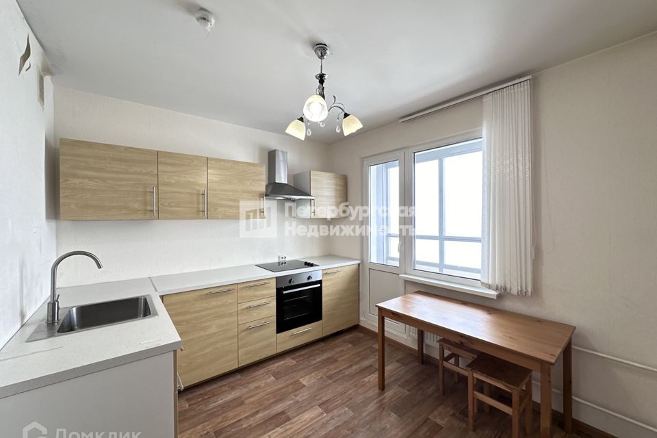 Продаётся 1-комнатная квартира, 37.7 м²