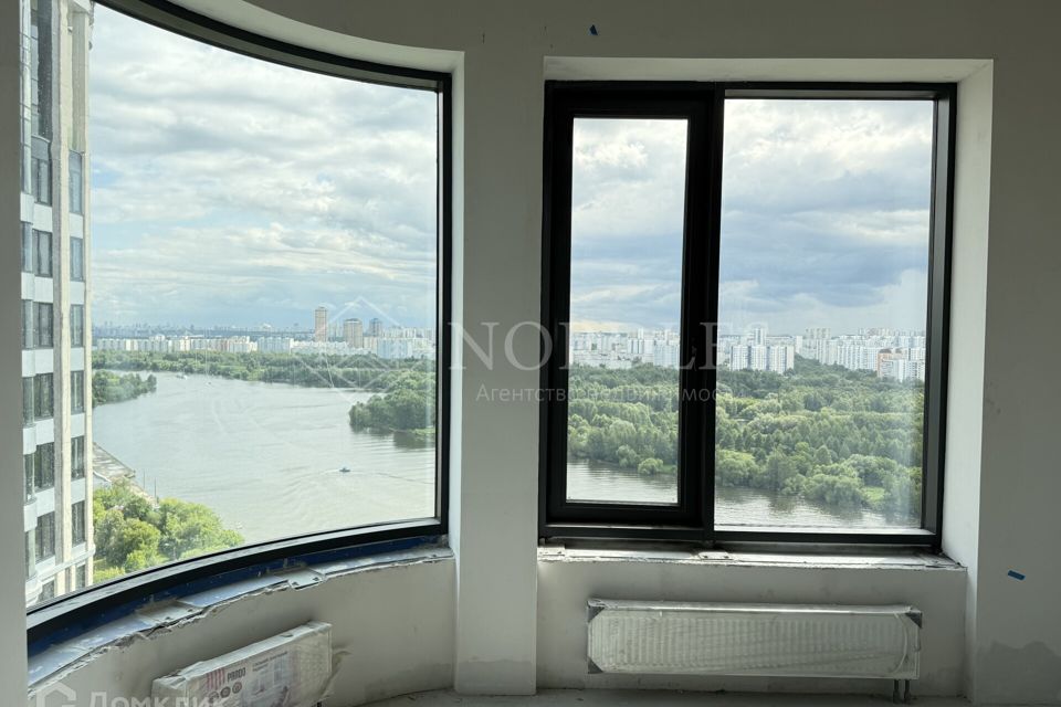 Продаётся 4-комнатная квартира, 99 м²