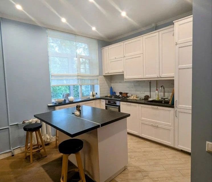 Сдаётся 3-комнатная квартира, 75 м²