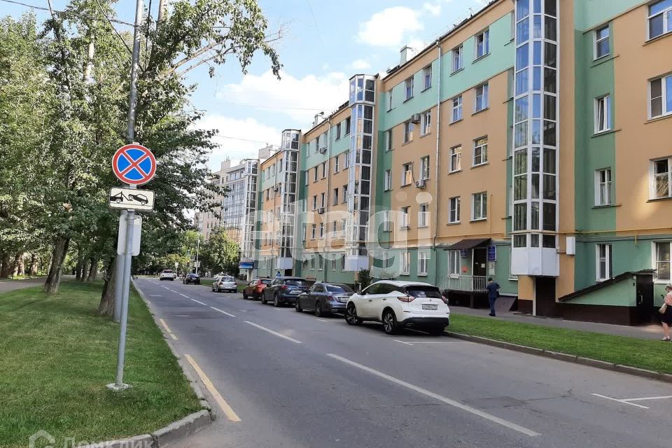 Продаётся комната в 1-комн. квартире, 14.2 м²