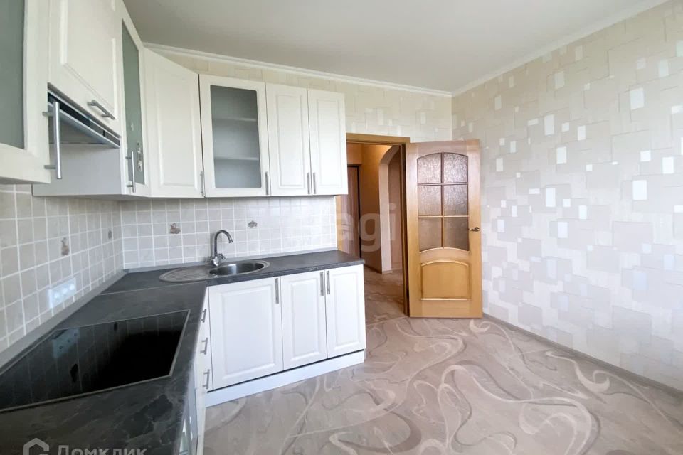 Продаётся 1-комнатная квартира, 40.2 м²