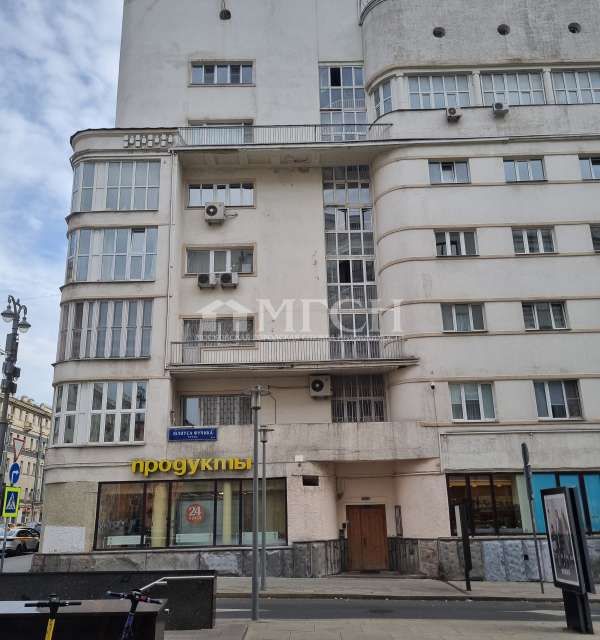 Продаётся 5-комнатная квартира, 118.1 м²