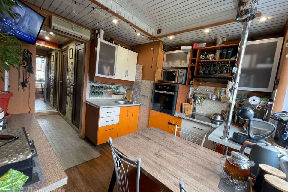 Продаётся 2-комнатная квартира, 50.4 м²