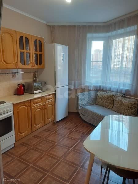 Продаётся 1-комнатная квартира, 37 м²