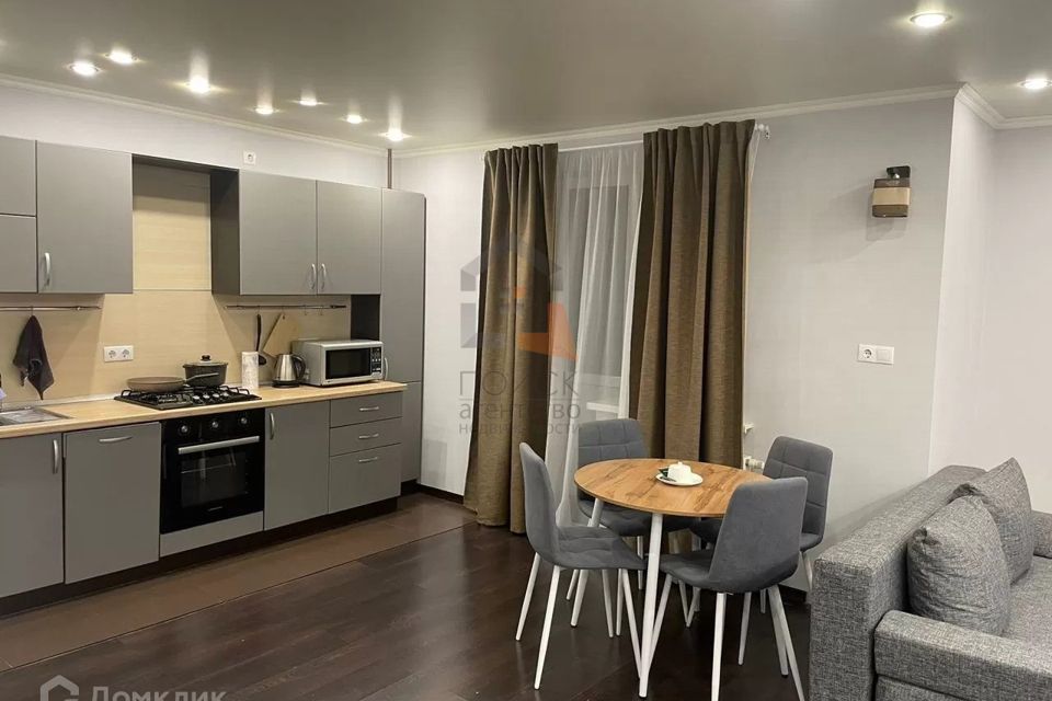 Сдаётся 2-комнатная квартира, 43 м²