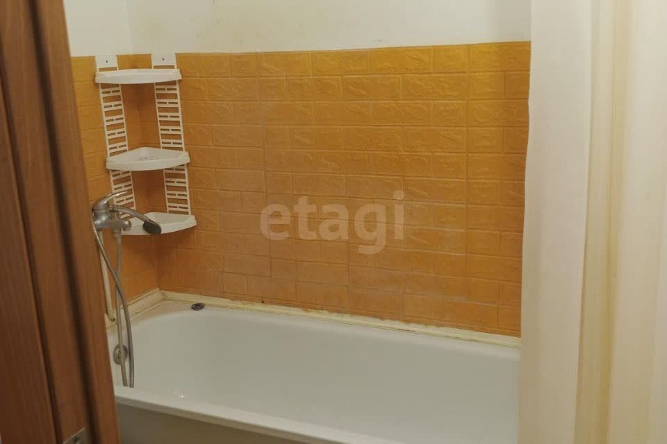 Сдаётся 1-комнатная квартира, 35 м²
