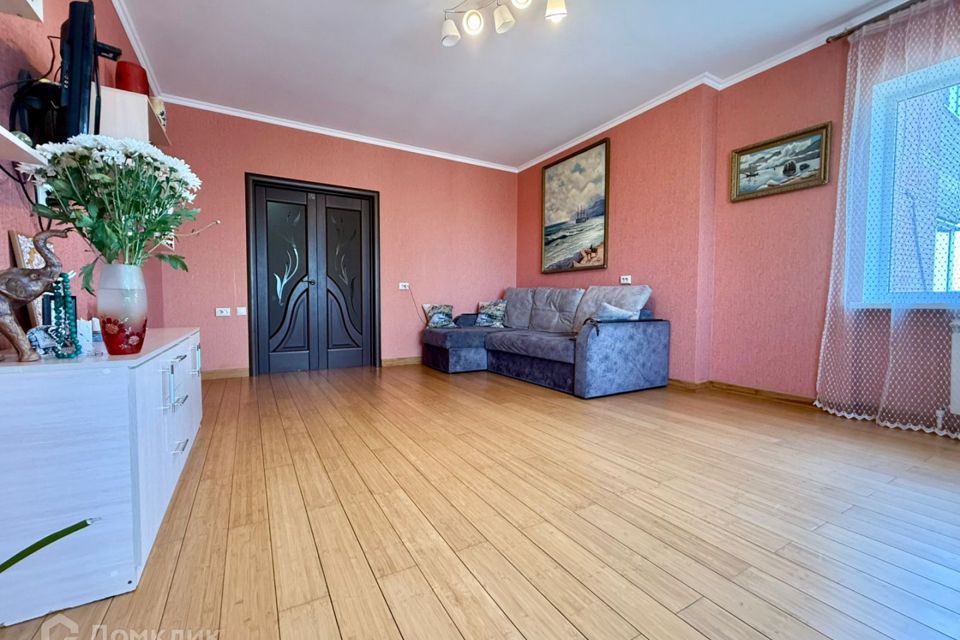 Продаётся 2-комнатная квартира, 74.1 м²