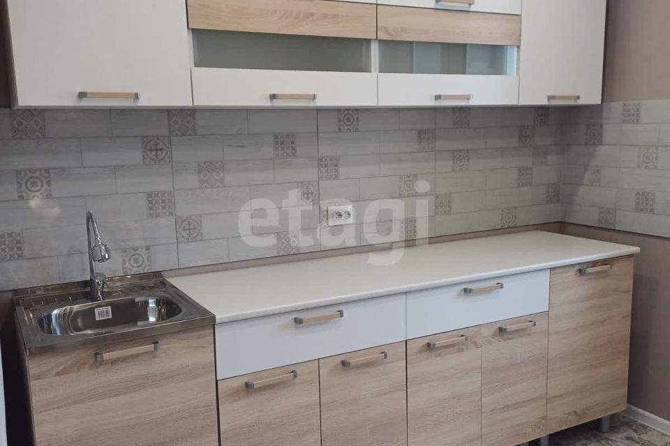 Продаётся 2-комнатная квартира, 58 м²