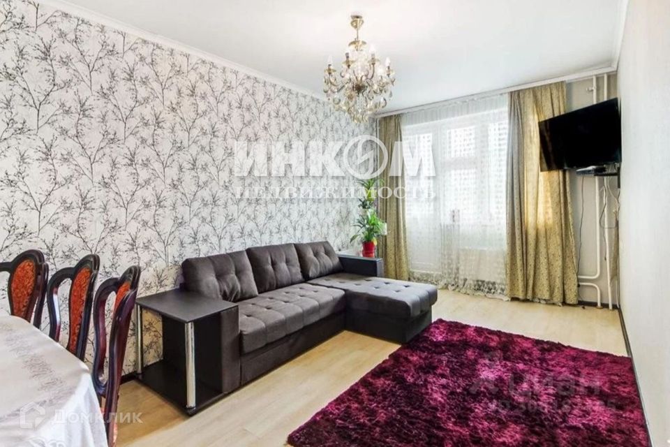Продаётся 3-комнатная квартира, 77.2 м²